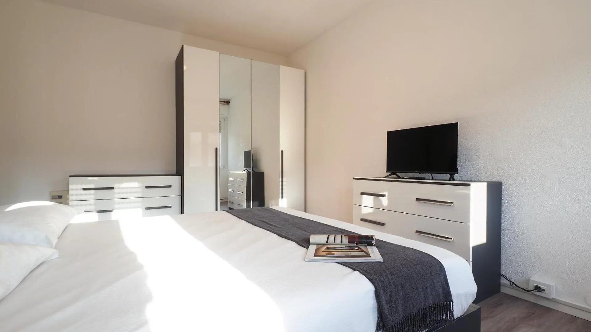 Ferienwohnung Fiera Milano, Mico - M5, Wifi And Ac 0*, Mailand Italien